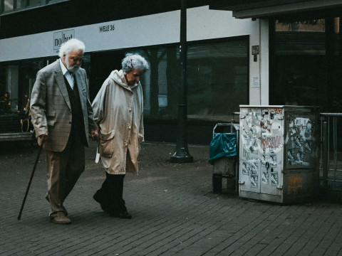 ‘Pension Inequality’ in Germany vs. ‘Belarusian Social Justice’: Unpacking RTR-Belarus's Claims