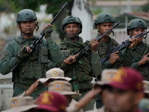 Политолог Лазуткин занизил военные расходы Венесуэлы в 200 раз