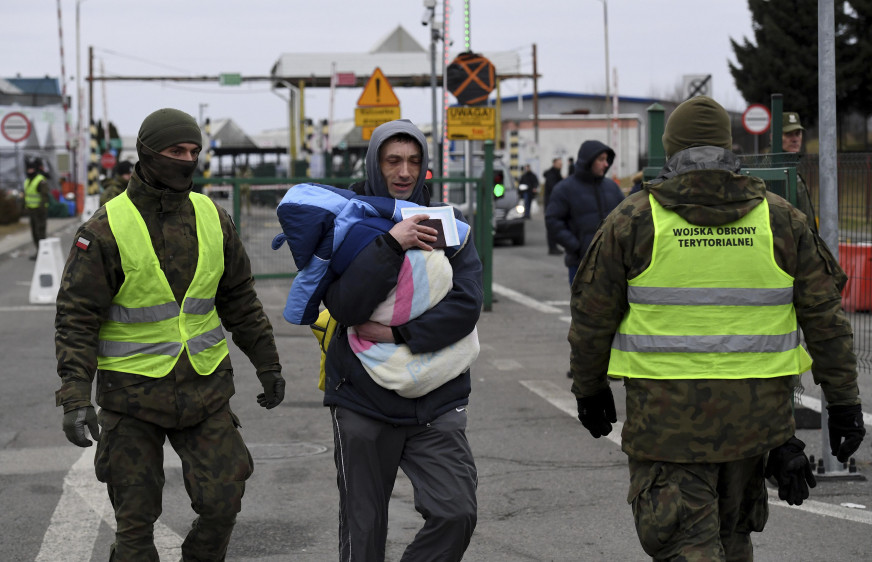 Усіх украінцаў, якія не працуюць, дэпартуюць з Польшчы? На Беларускім радыё пашырылі прапанову апазіцыйнай партыі