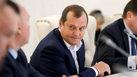 Having supplied the Presidential Security Service carpark, Aleksin got control over tobacco business 