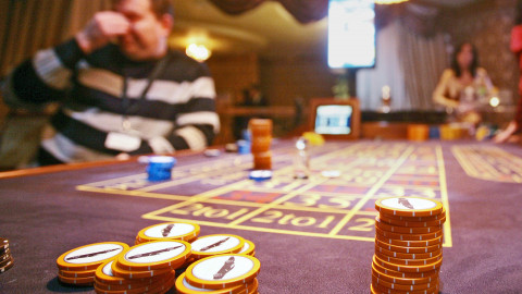 Ад крыміналу да «гаманцоў». Хто стаіць за буйнымі казіно ў Беларусі